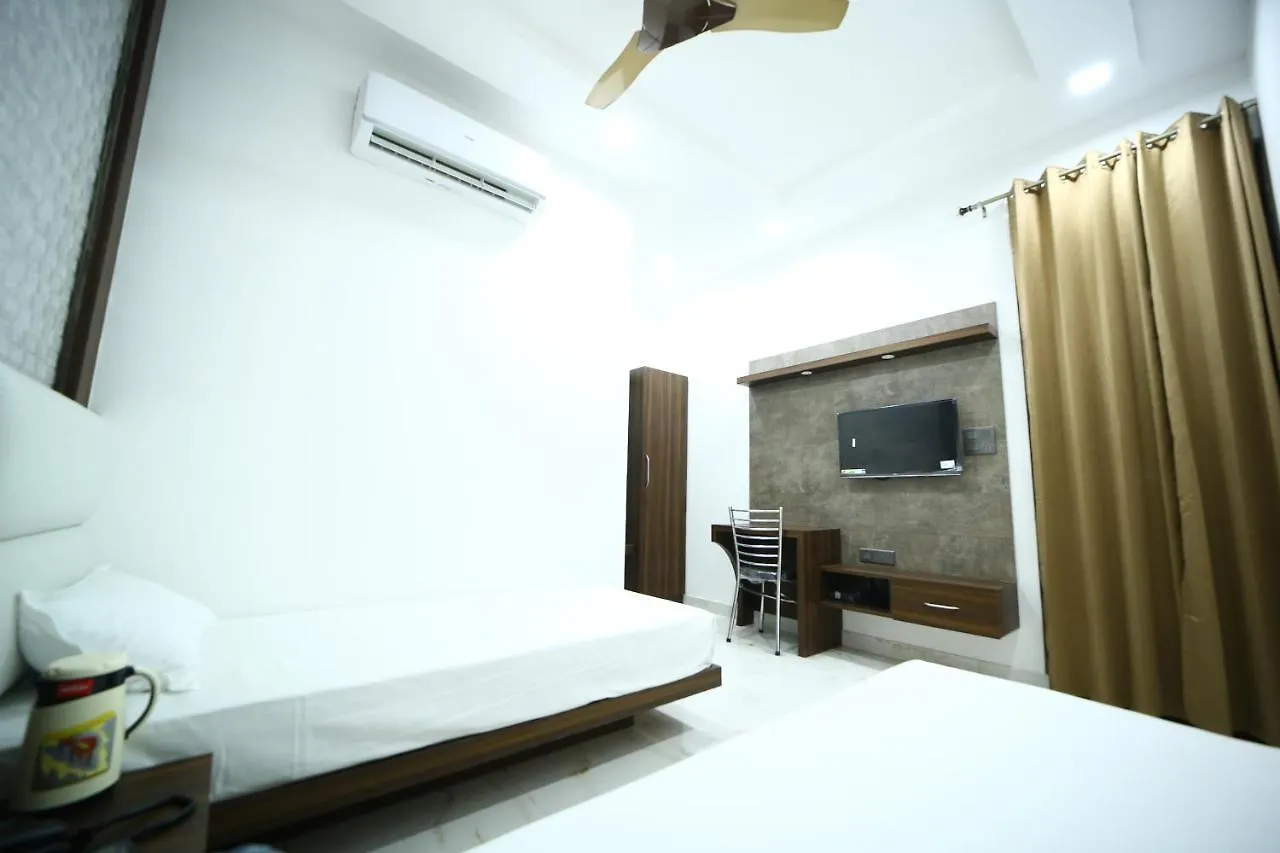 Hotel Byke Ride - Walkable From Agra Cantt Railway Station Inde
